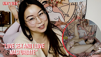 Glasses-Wearing Chinese Babe Pleasures Herself With A Toy